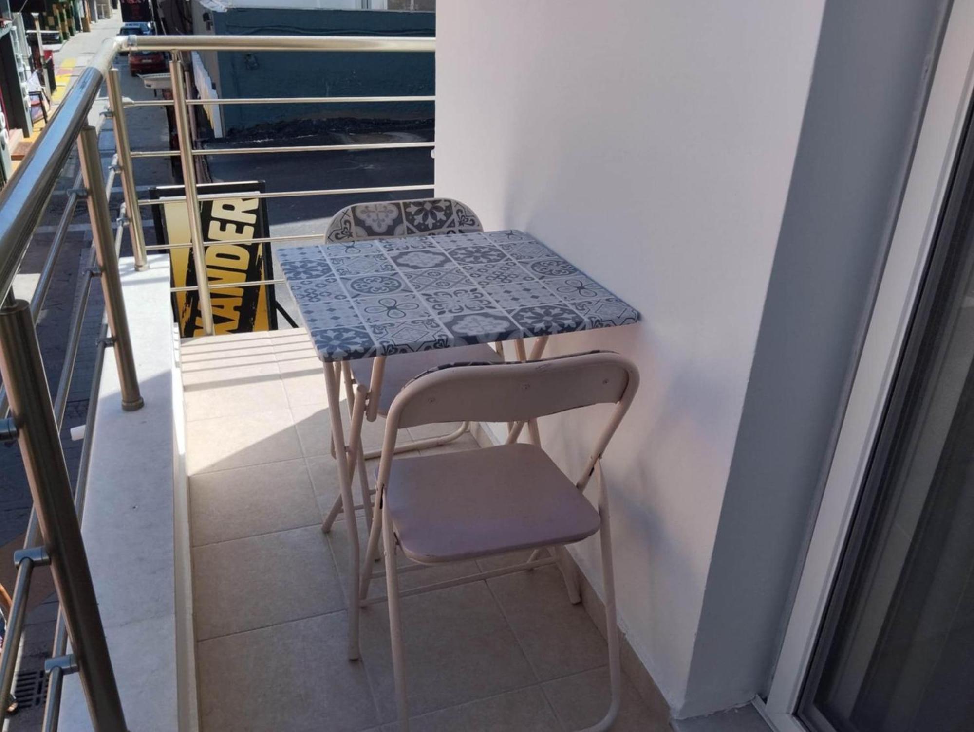 Lilian'S Seaview-Party Street-Youth Studios Rhodes City エクステリア 写真