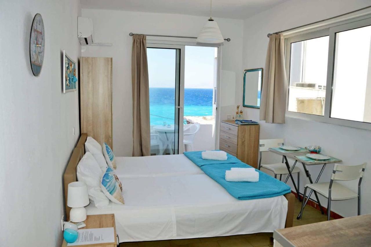 Lilian'S Seaview-Party Street-Youth Studios Rhodes City エクステリア 写真
